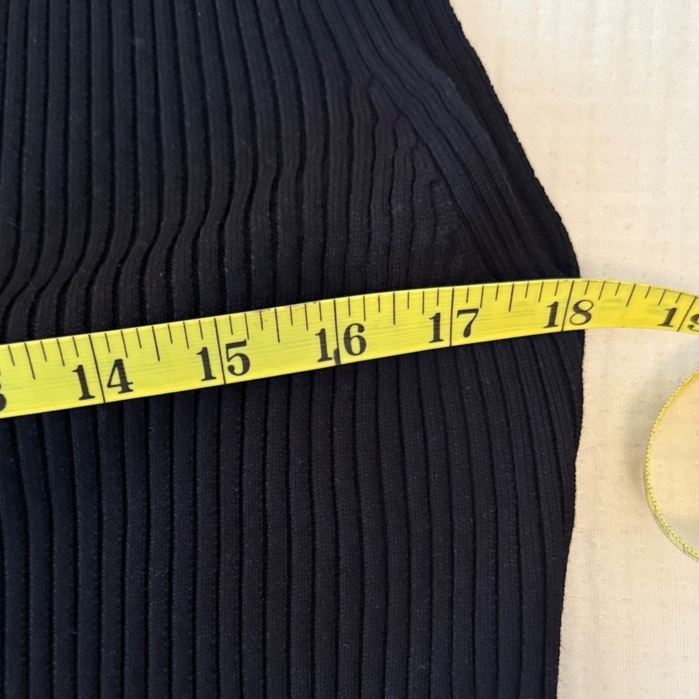 H&M Black Sleeveless Cardigan with White Piping Button Front NWT - Picture 9 of 10